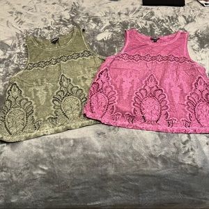 Express tank top - 2 available